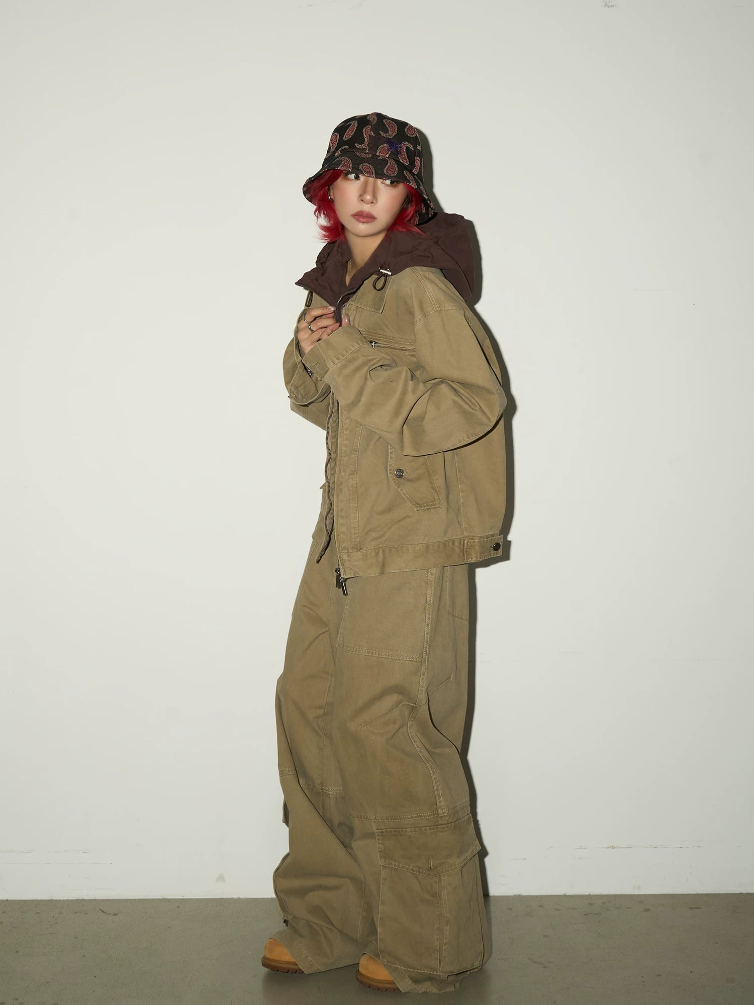 Fake Layered Hooded Jacket & Multi Pocket Cargo Pants Setup