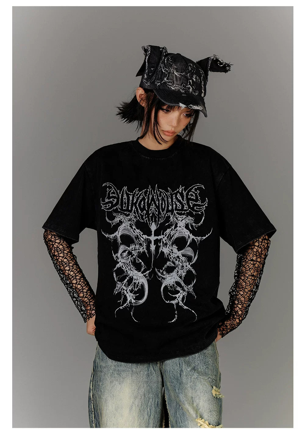 Washed Damage Oversize Short Sleeve T-Shirt & Spiderweb Mesh Long Sleeve Shirt