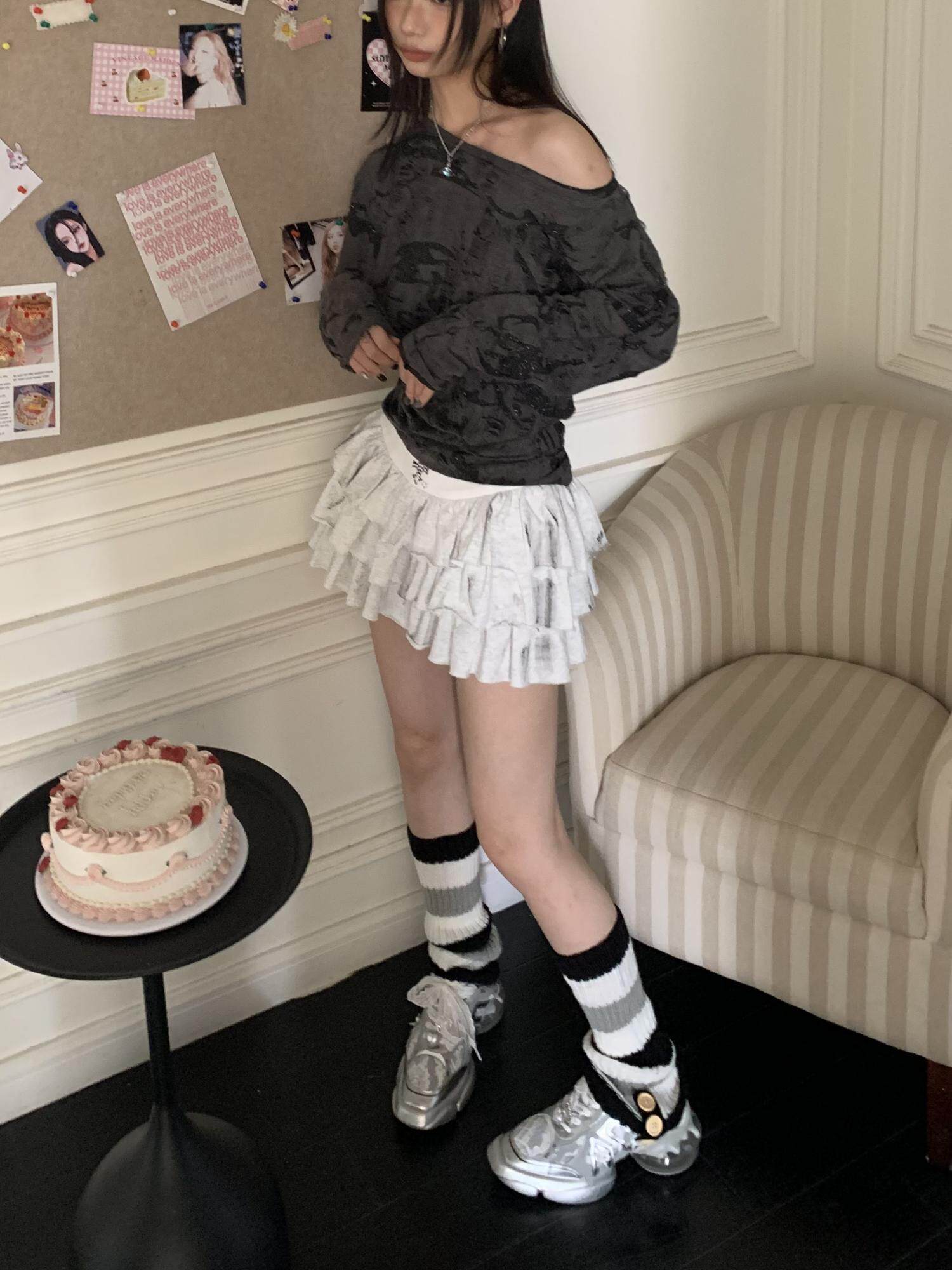 Tiered Ruffle Short Skirt