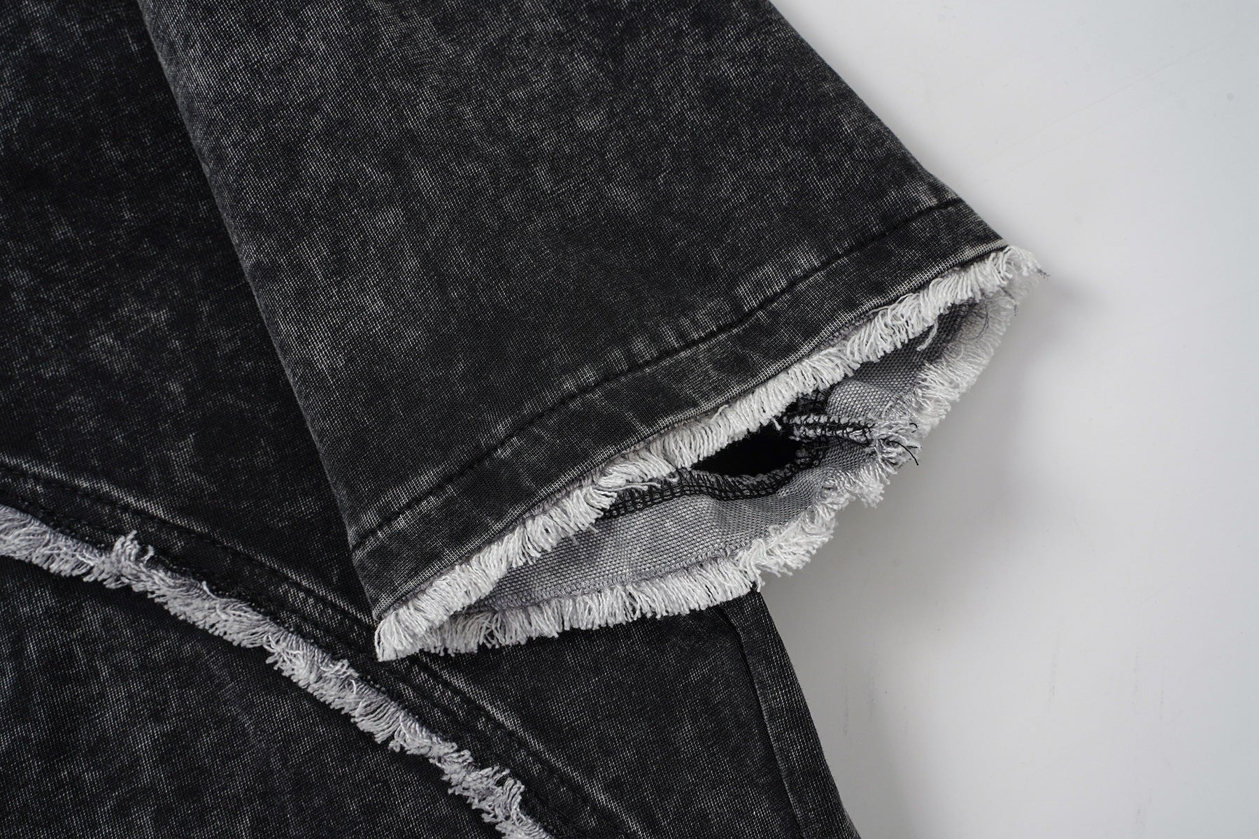 Acid Washed Raw-Edge Splice Short Sleeve T-Shirt
