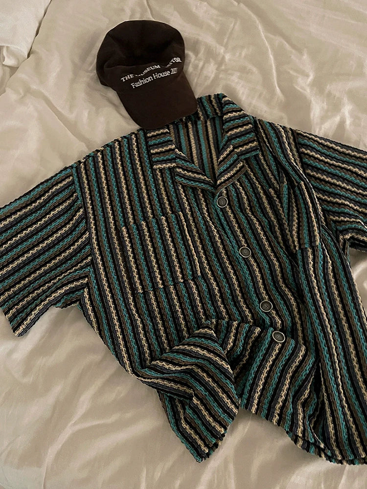 Camisa de manga corta oversize con diseño de rayas