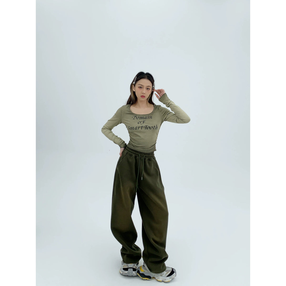 Washed Wide-Leg Straight Sweatpants