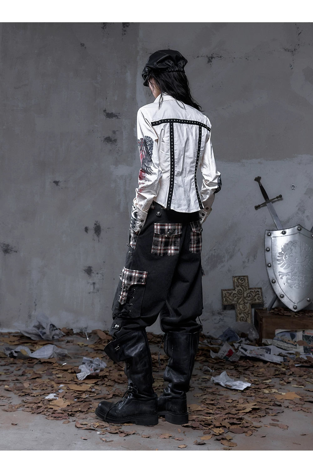 Panel Design Multi-Pocket Tapered Pants