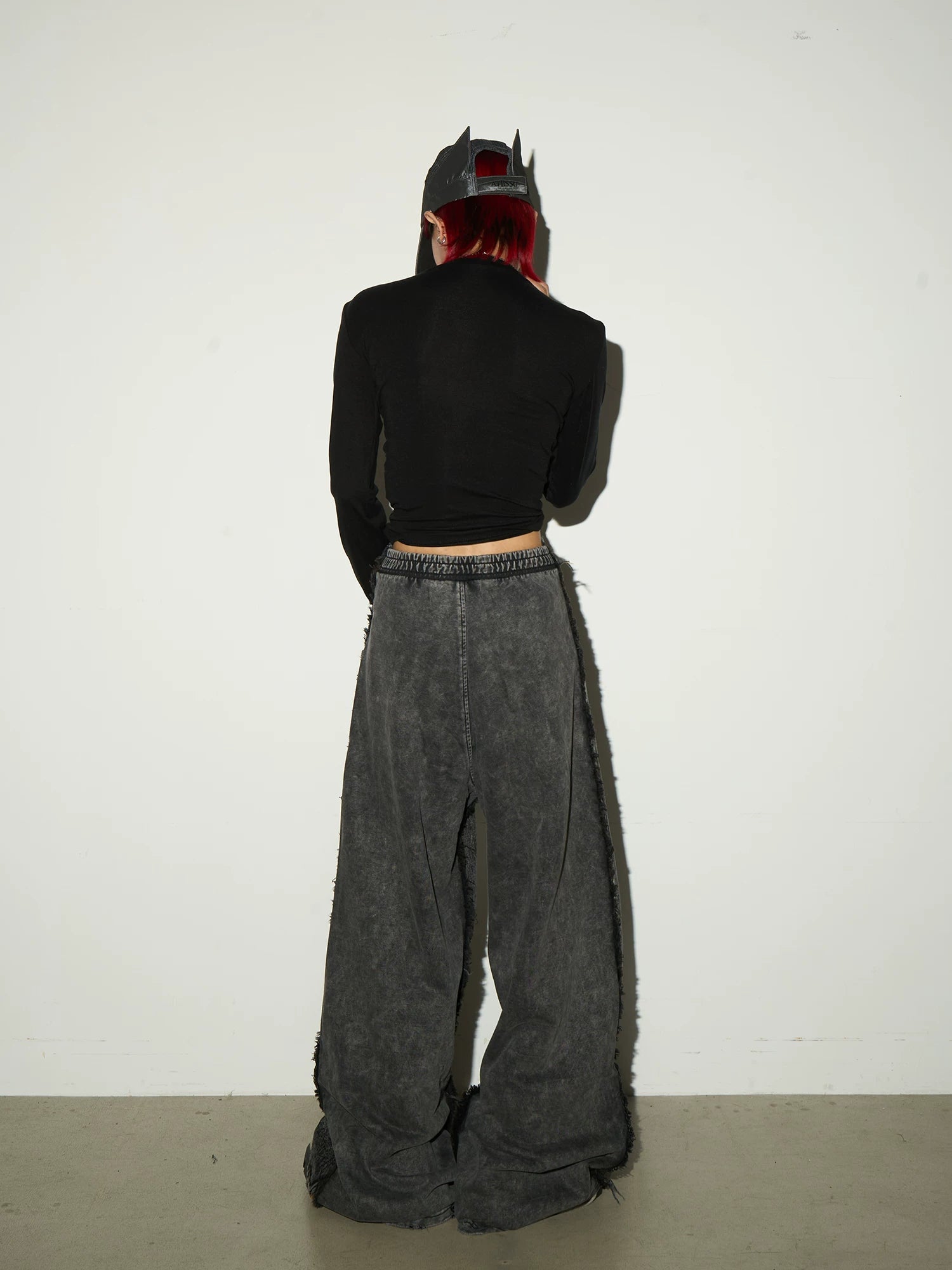 Washed Fray Zipper Detail Wide Leg Denim Jeans