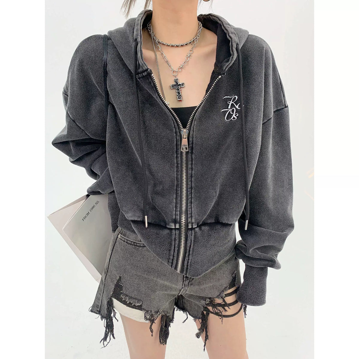 Logo Embroidery Zipper Short Hoodie