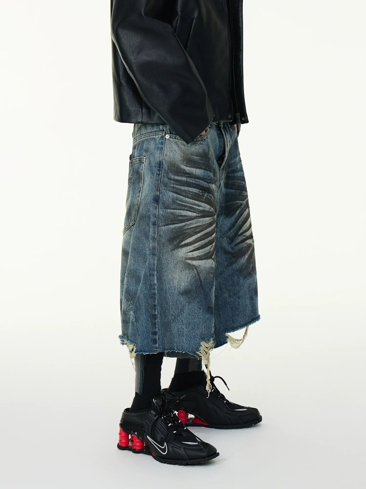 Wash Crinkle Cut Hem Denim Half Jeans