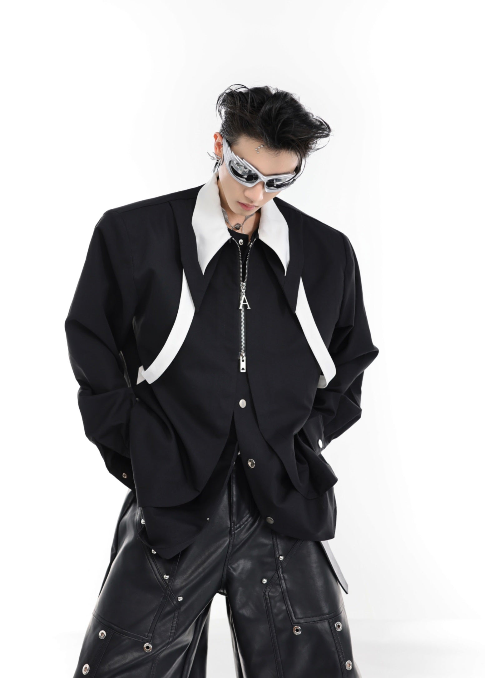 Camicia oversize a maniche lunghe con cravatta a strati