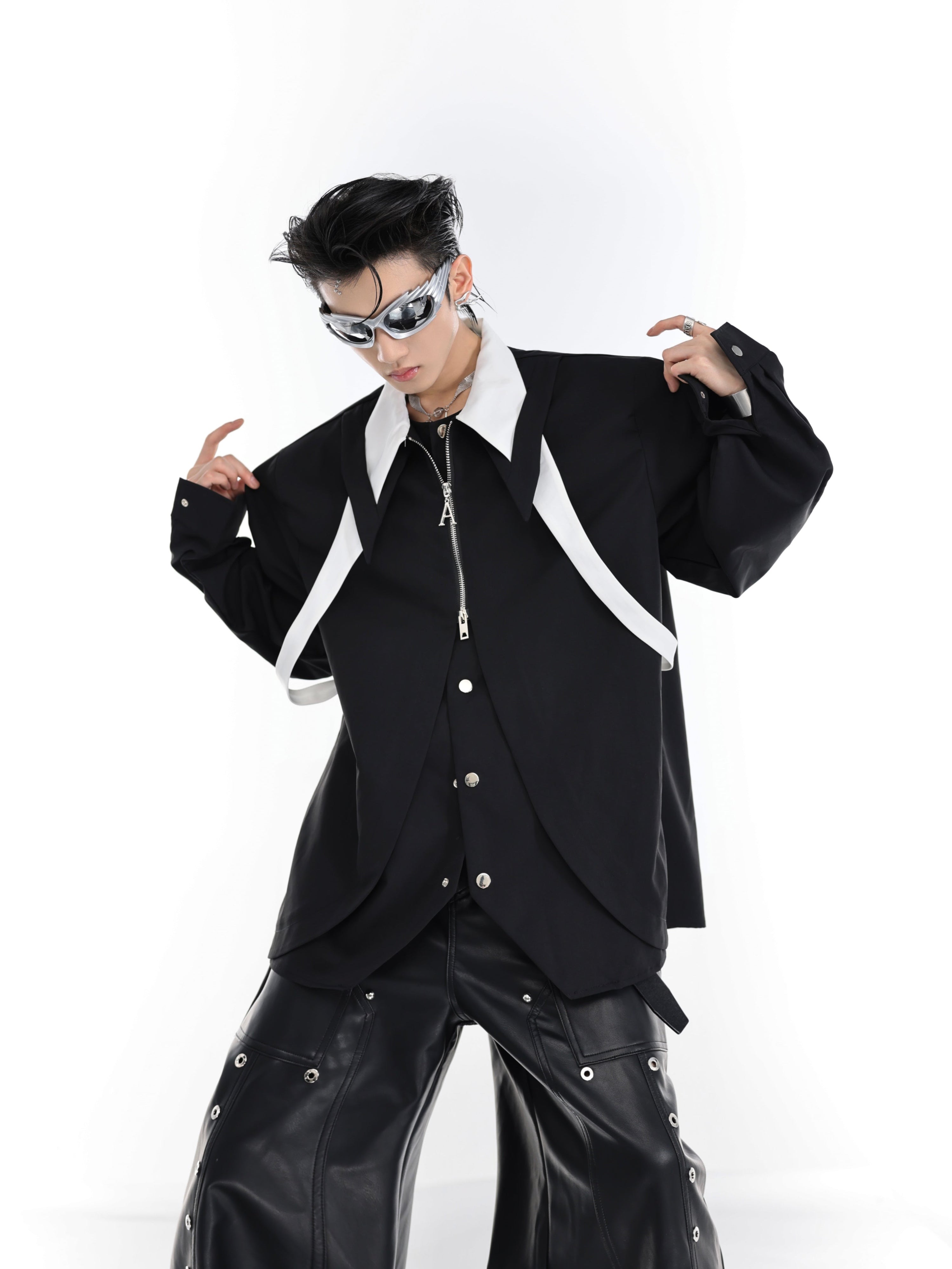 Camicia oversize a maniche lunghe con cravatta a strati