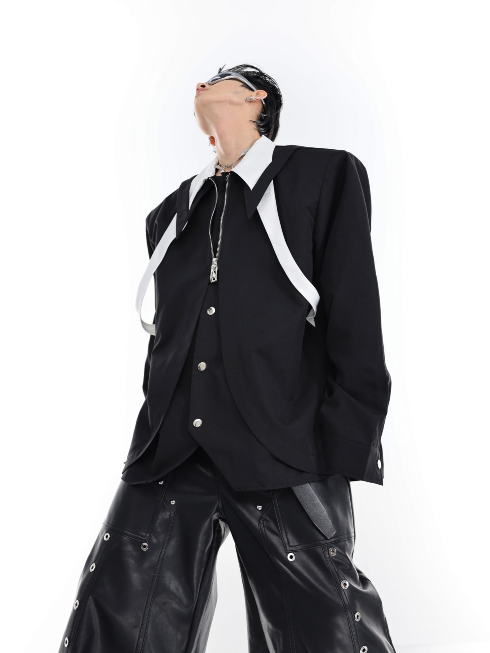 Camicia oversize a maniche lunghe con cravatta a strati