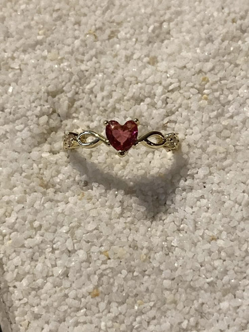 Hart en liefde ring - Nummer 5 / Goud Rode diamant