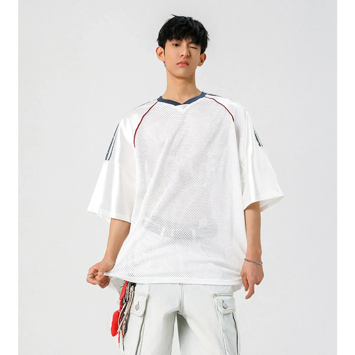 Camiseta informal japonesa de malla transpirable con cuello en V