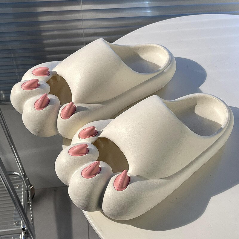 Cats Paw Claw House Slipper
