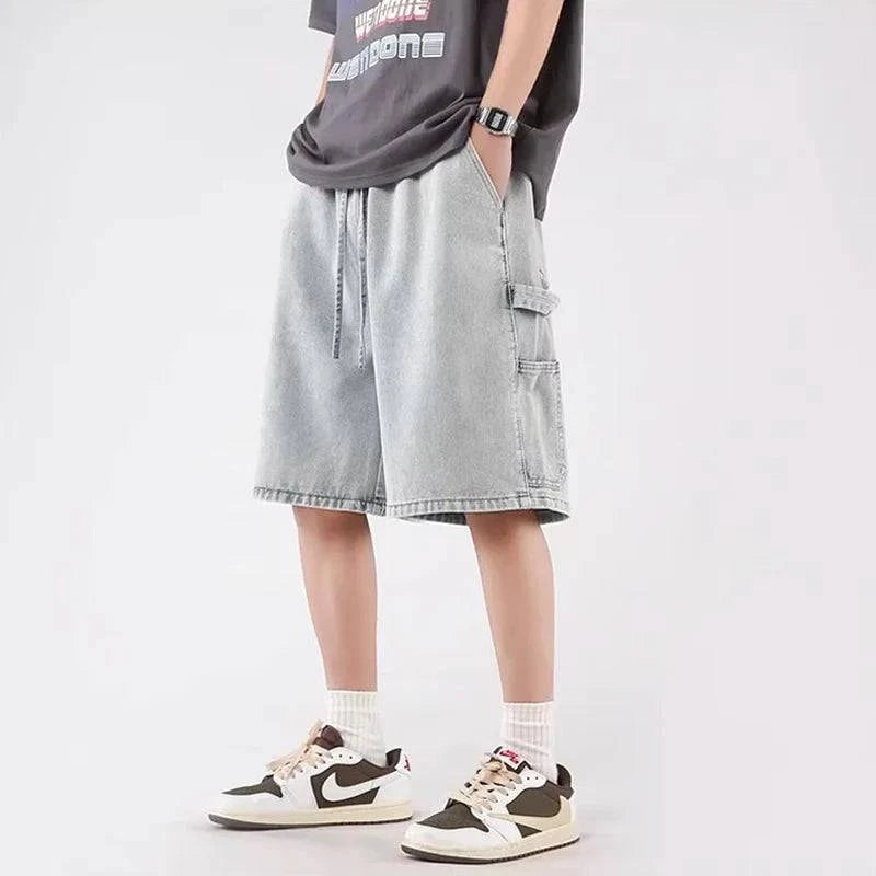 Lässige hohe blaue Denim-Shorts