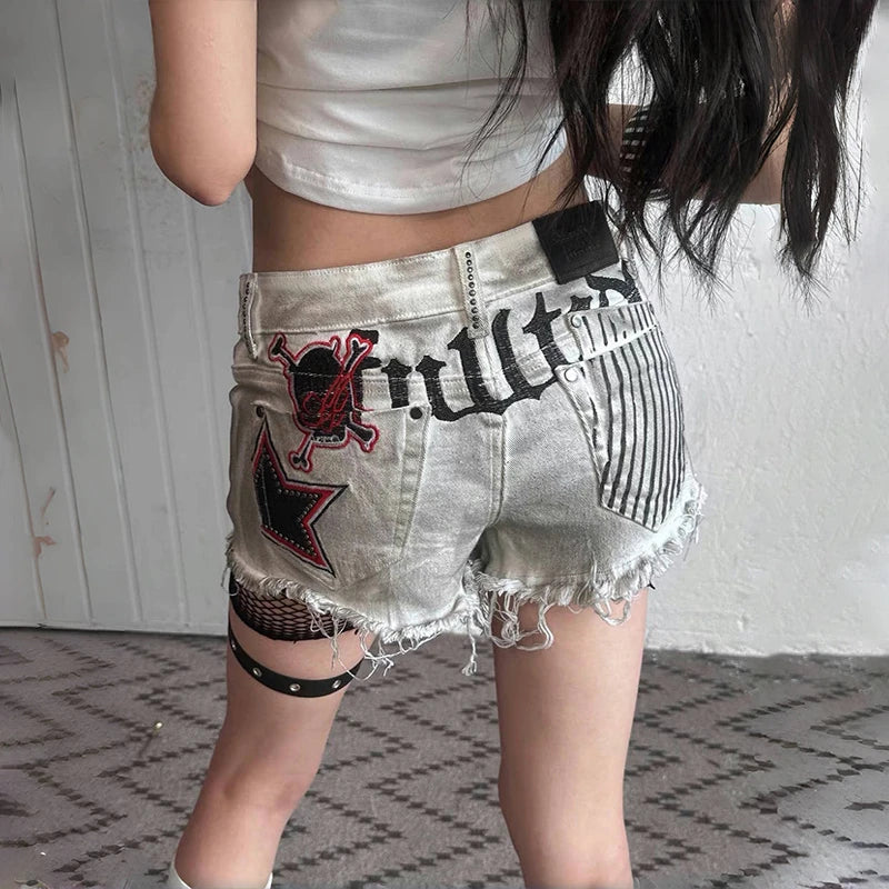 Vintage grunge-esthetische denim shorts met lage taille