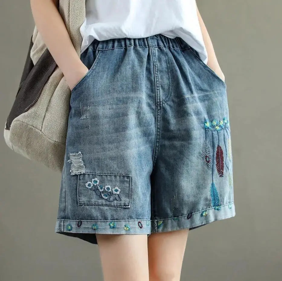 Vintage denim shorts met bloemenborduursel
