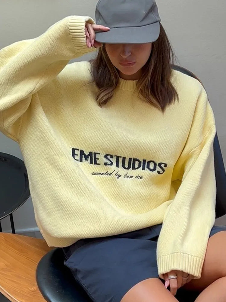 Elegant Yellow Round Neck Knitted Sweater