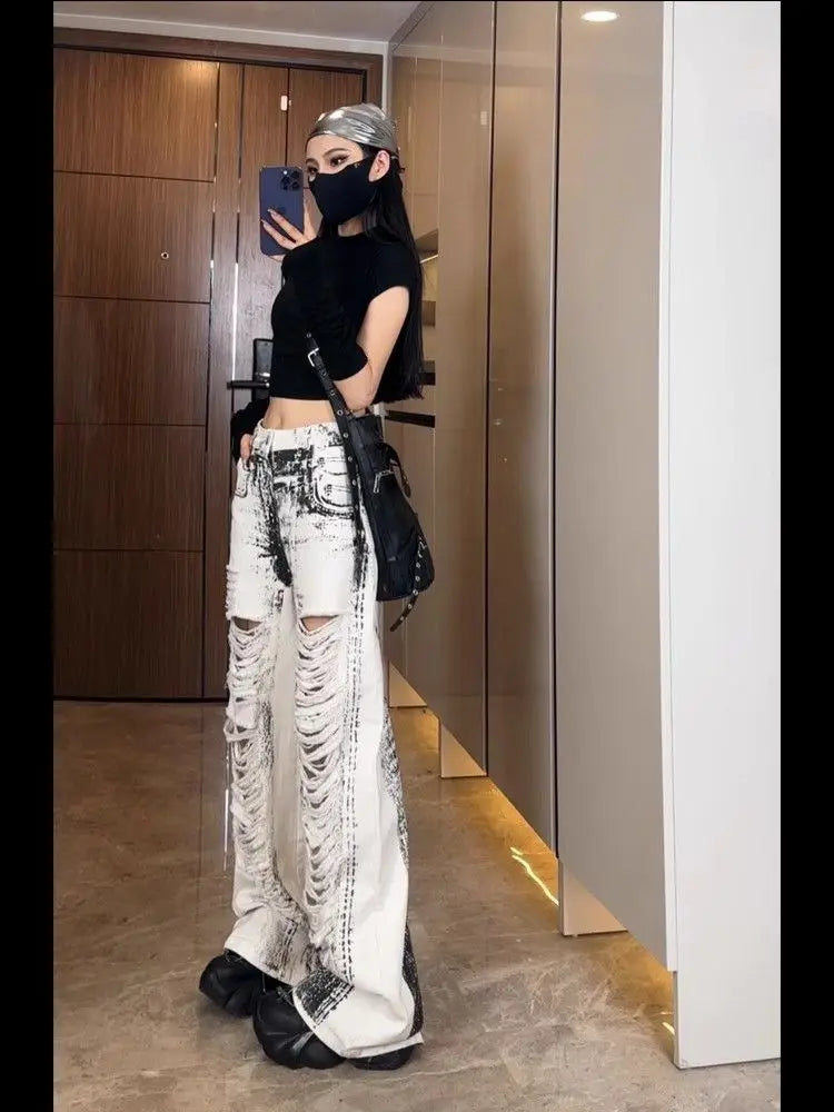 Jean déchiré vintage pour femme style streetwear