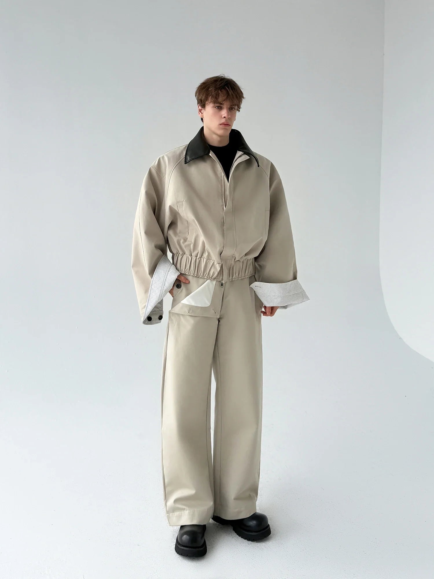 Veste à col épissé et poches flatteuse et chic