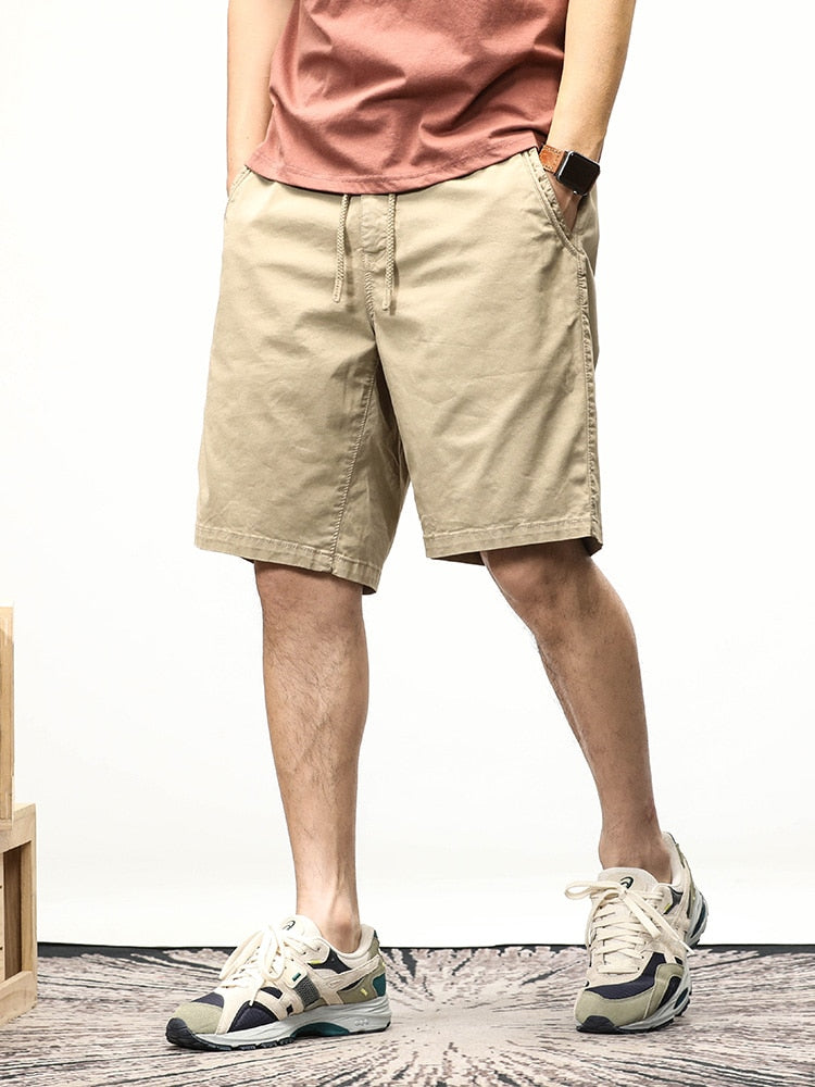 Pantaloncini cargo larghi e casual
