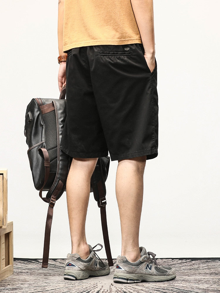 Pantaloncini cargo larghi e casual