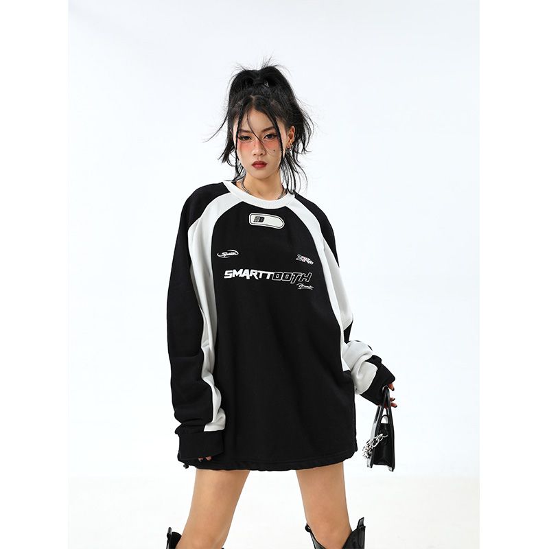 Y2K Smarttooth Vintage Sweatshirt