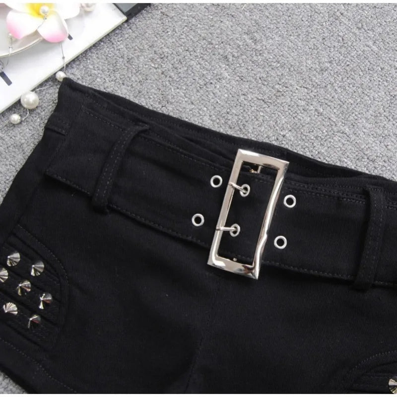 Shorts met knoopzakken