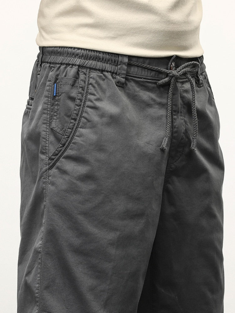 Pantaloncini cargo larghi e casual