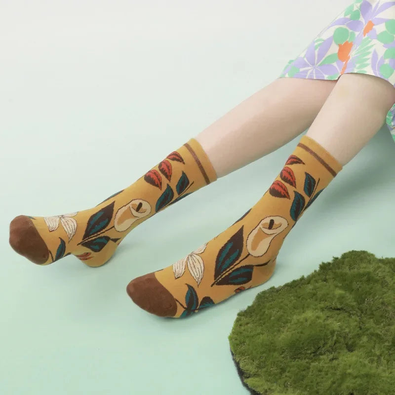 Stylish Retro Flower Tube Socks Women
