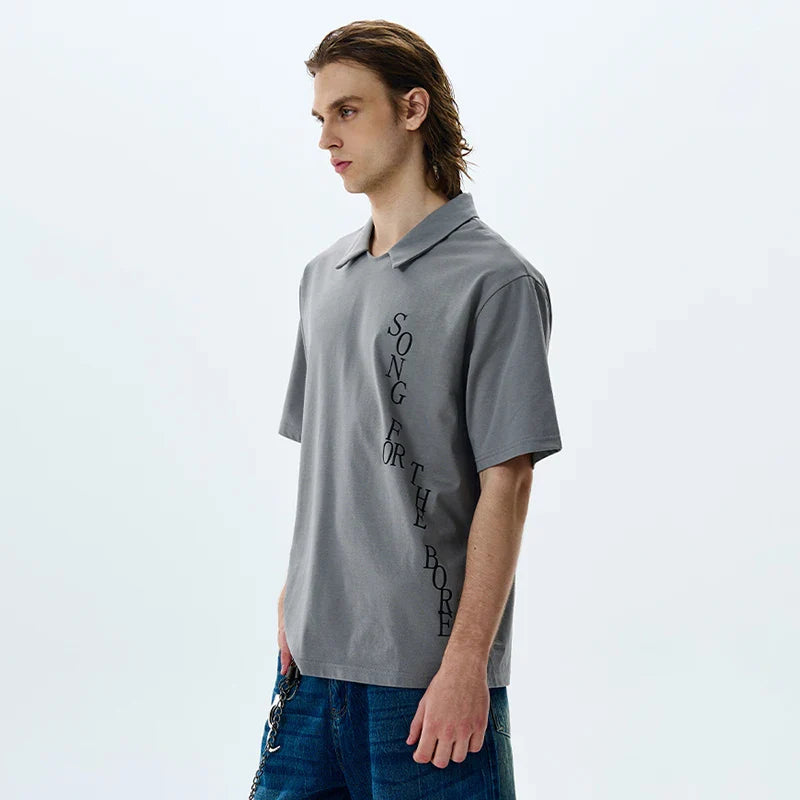 Camiseta polo de manga corta con estampado de letras elegantes