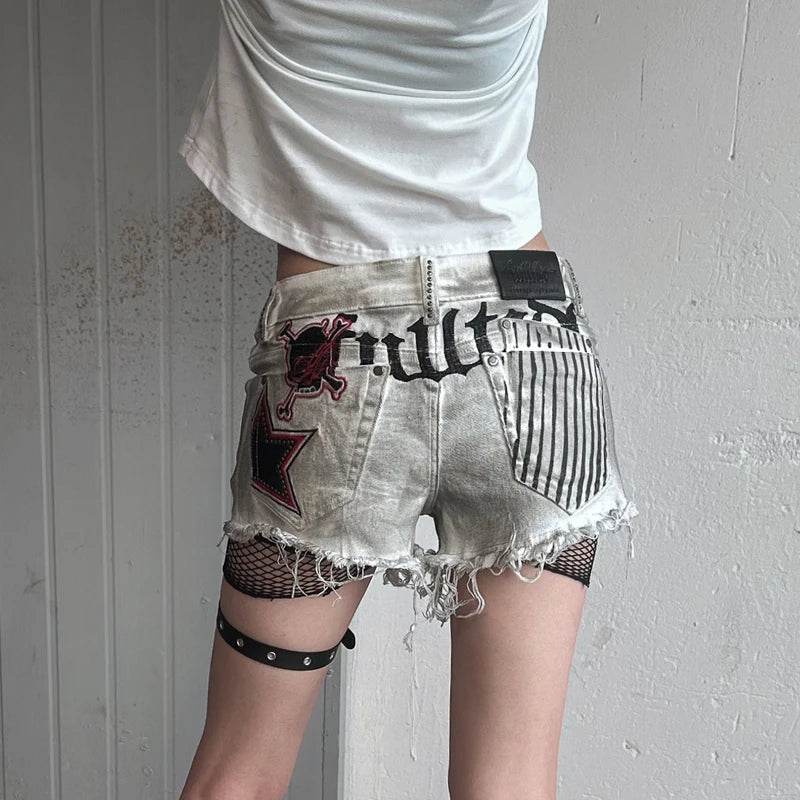 Vintage grunge-esthetische denim shorts met lage taille