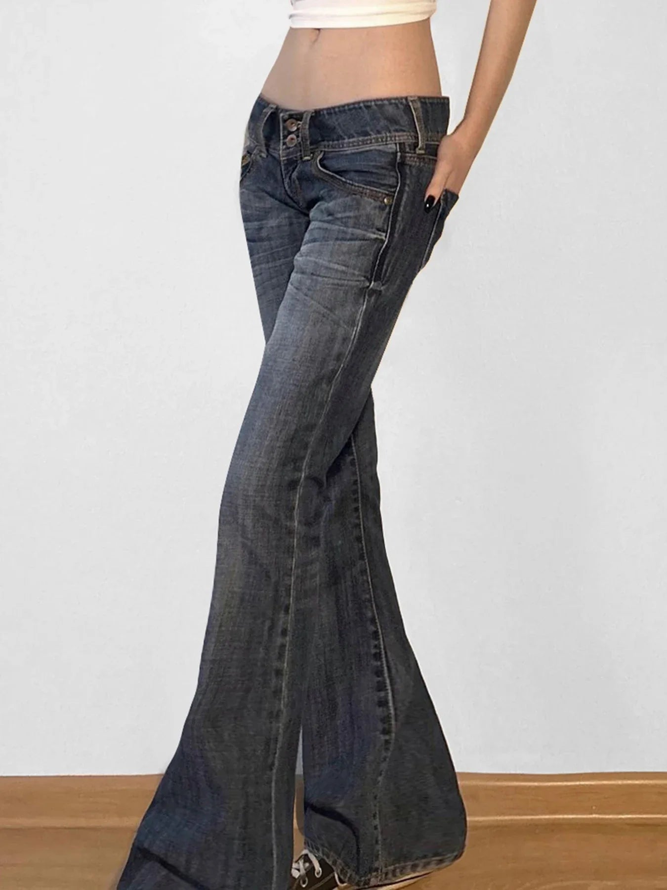 Y2K Vintage Flared Button-Up Low Jeans