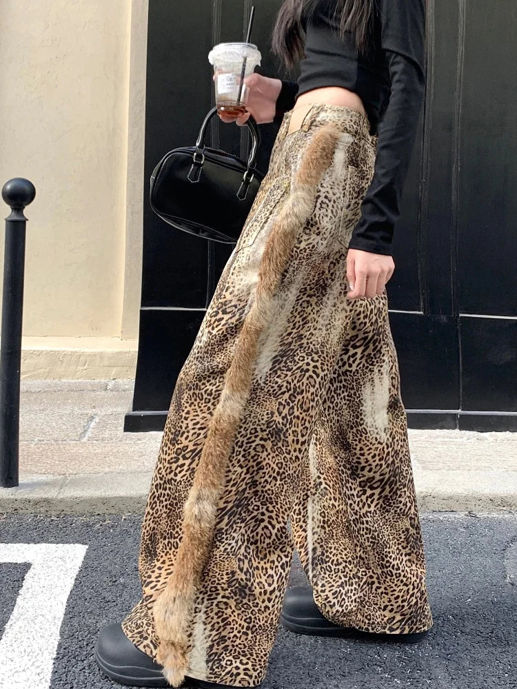 Vaqueros anchos vintage holgados con parches de leopardo
