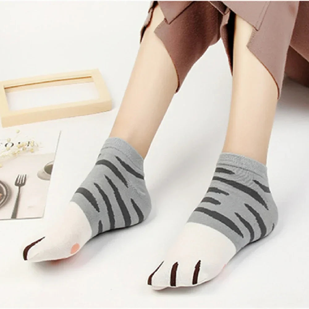 Cute Knitted Cat Claw Ankle School Socks