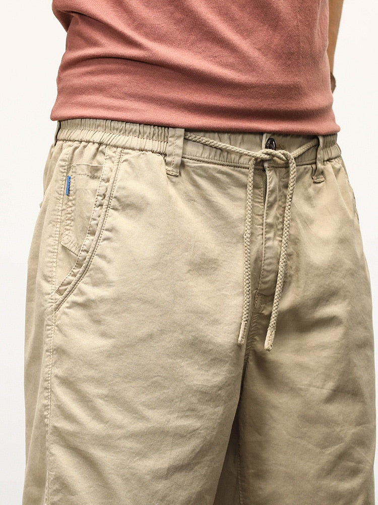 Pantaloncini cargo larghi e casual