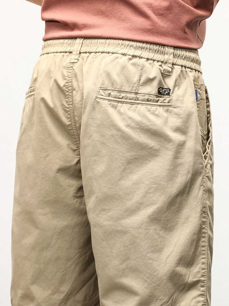 Pantaloncini cargo larghi e casual