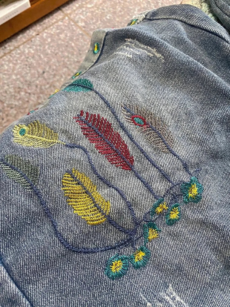 Vintage denim shorts met bloemenborduursel