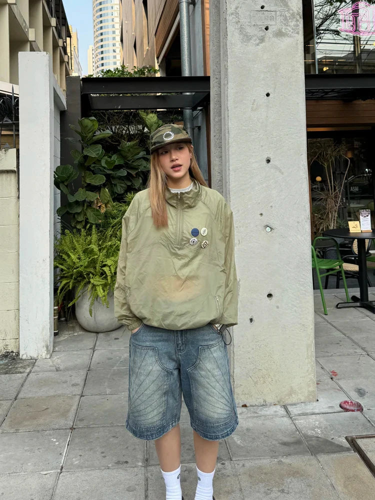 Pantaloncini in denim blu slavato, lunghezza al ginocchio