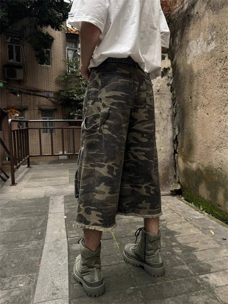 Pantalones cortos cargo de camuflaje