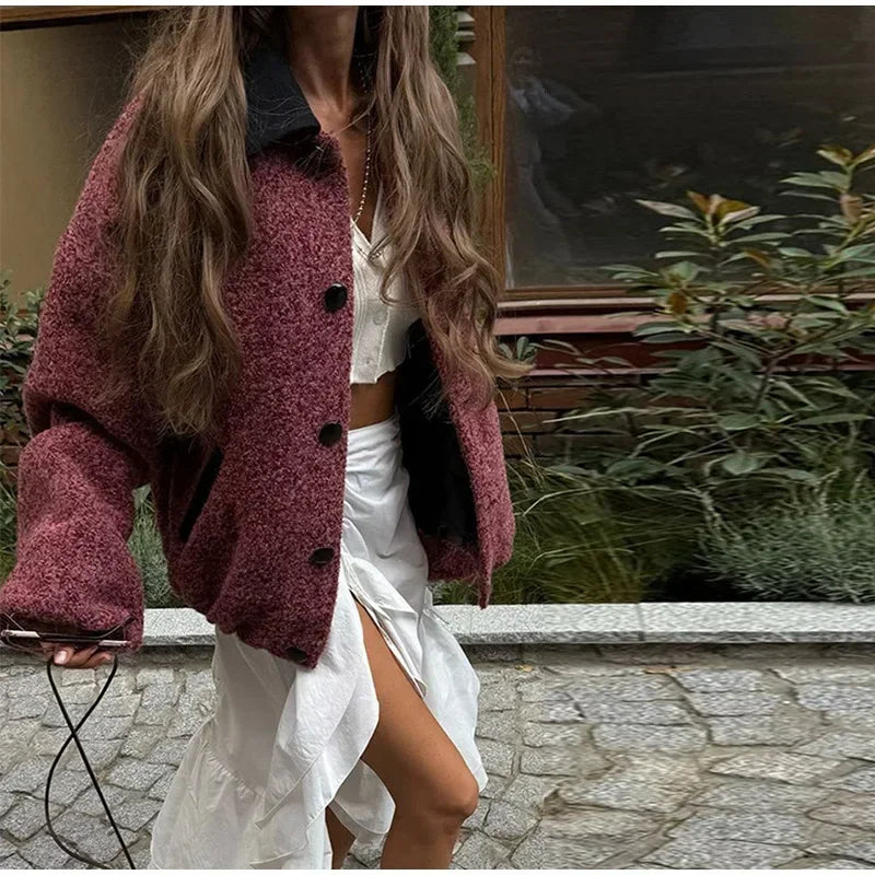 Chaqueta elegante con paneles y cuello vuelto para mujer