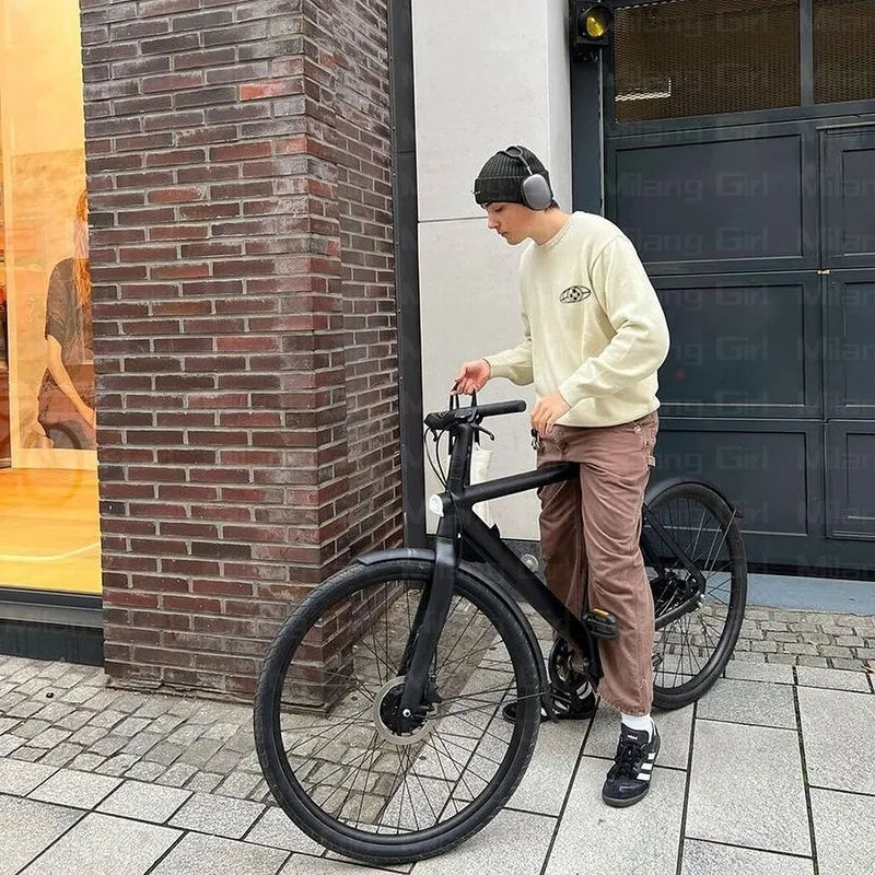 Cozy Winter Letter Graphic Sweatshirt