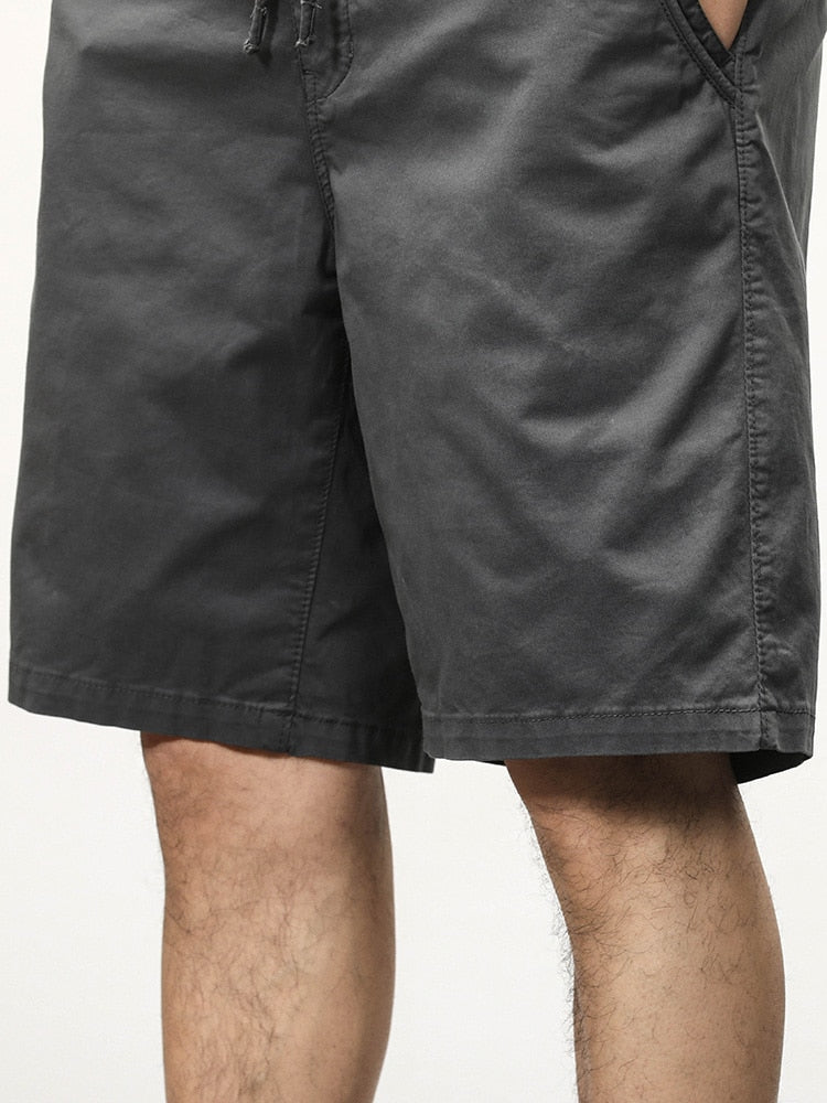Pantaloncini cargo larghi e casual