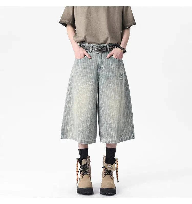 Elegant Vintage Washed Straight Cropped Jorts
