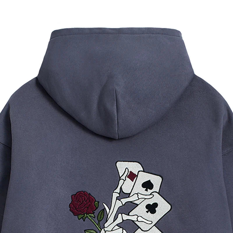 Sudadera con capucha vintage lavada y bordada
