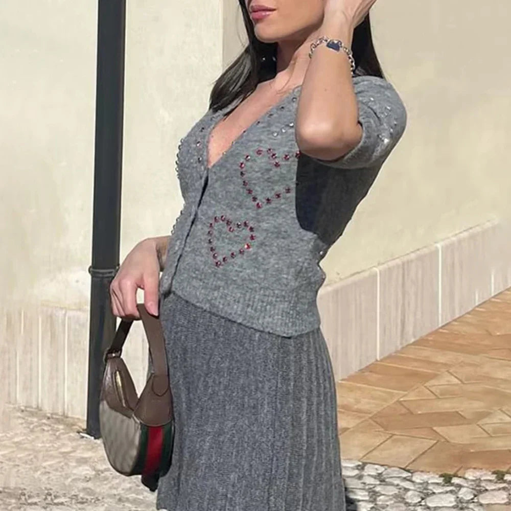 Heart Slimming V-Neck Short Sleeve Sweater