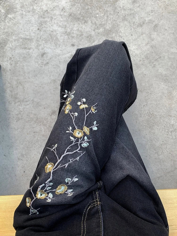 Vintage Flower Embroidered Flare Jeans