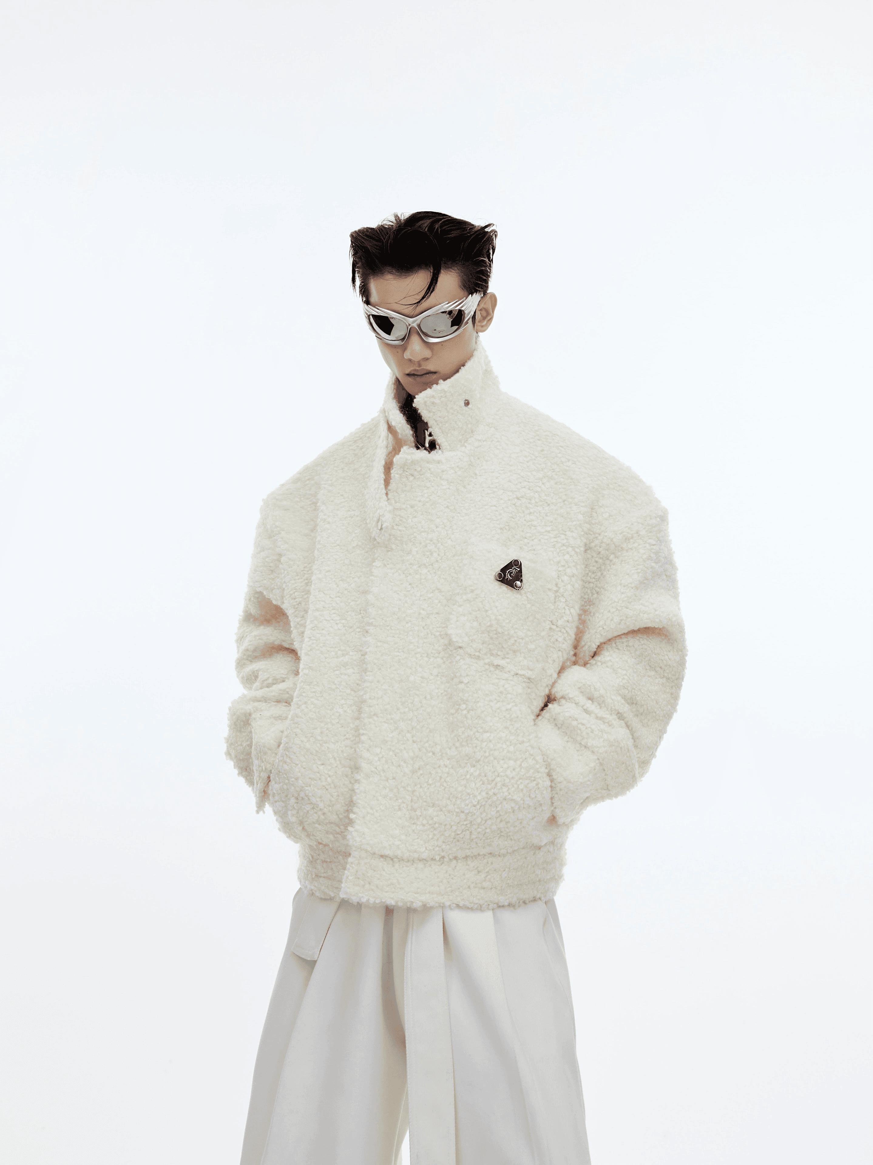 Woolen Silhouette Short Jacket