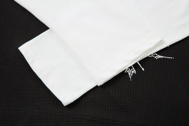 Polo de Manga Comprida com Camadas Gráficas Vampire Madxmarx