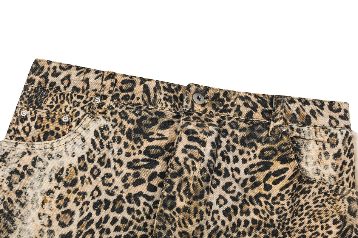 Madxmarx „Weite Jeans mit Leopardenfellbesatz“