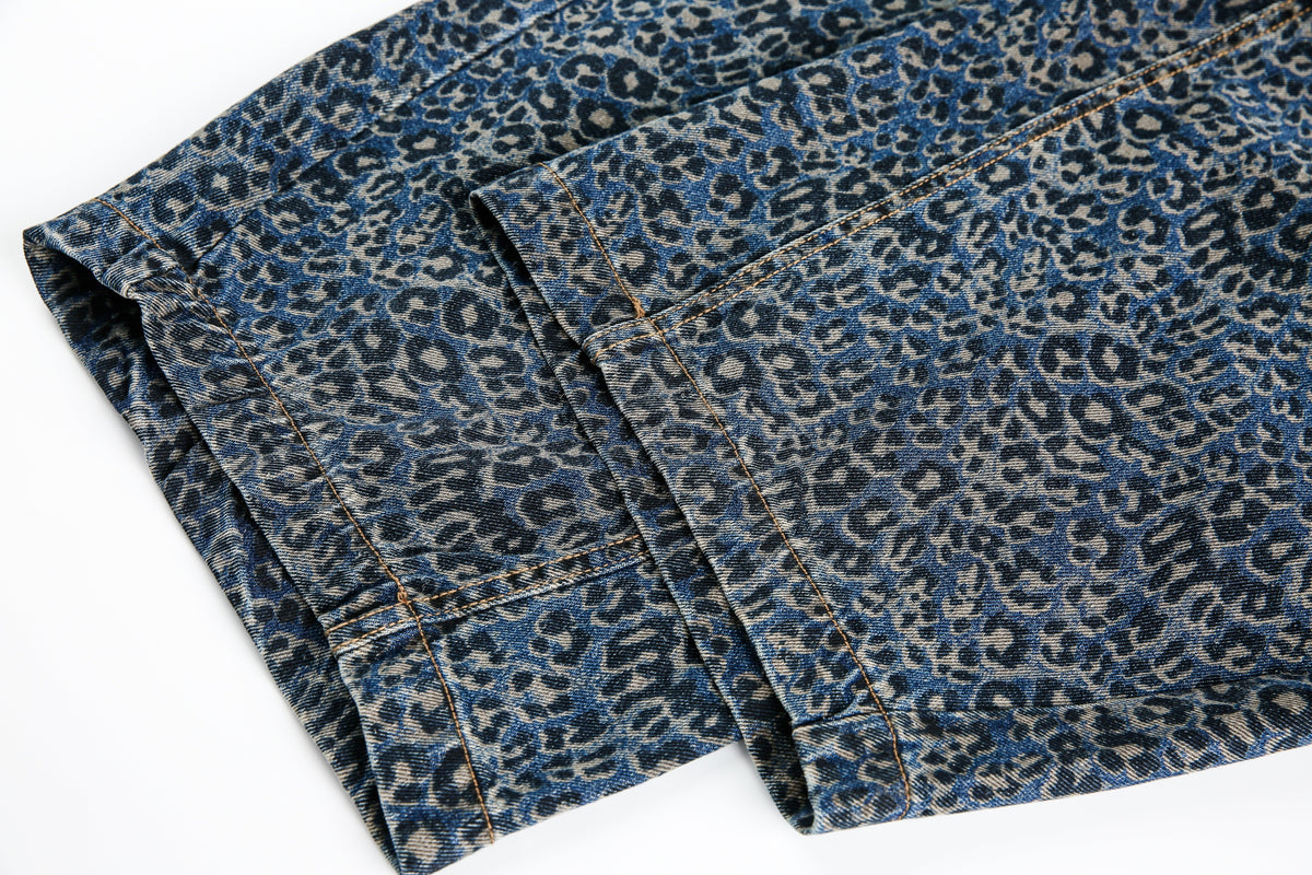 Pantalones de mezclilla tipo barril con estampado de leopardo Madxmarx