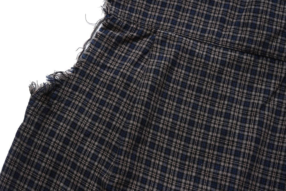 Madxmarx Raw-Edge Plaid Sleeveless Cotton Shirt